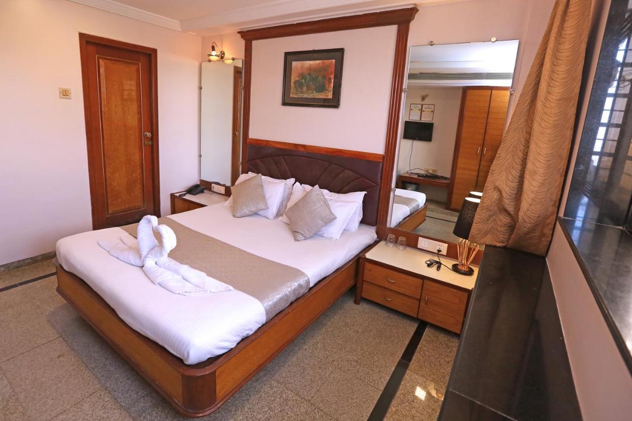 Gulf Otel Mumbai Dış mekan fotoğraf